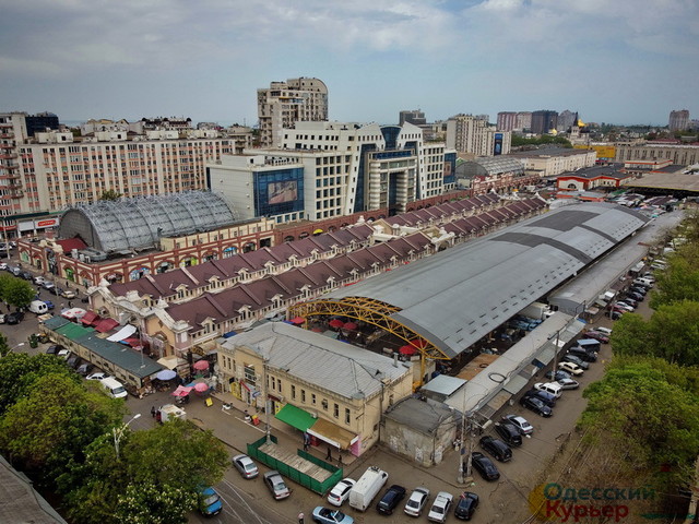В Одессе создадут новую парковку на "Привозе"