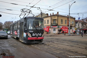 В Одессе закрывают перекресток у "Привоза": как будет ходить транспорт (ВИДЕО)