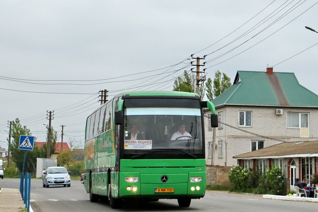 В Одесской области открывают движение через Затоку