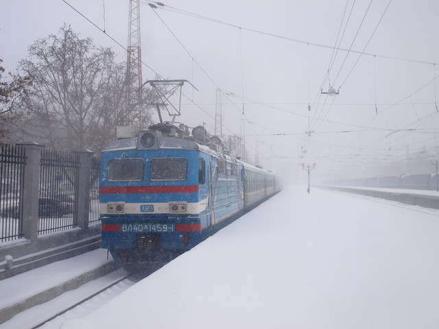 Пасажирські перевезення залізницею 12 березня
