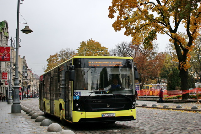 У Львові подорожчала вартість проїзду в автобусах