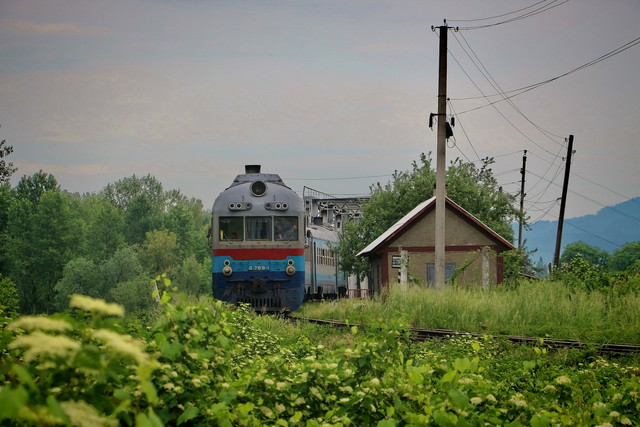 Можуть запустити потяги із Закарпаття до Івано-Франківська транзитом через Румуню