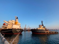 З портів Одеси та Чорноморська вийшли у море три торгівельних судна (ФОТО, ВІДЕО)