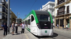 У іспанському Кадісі відкрили міжміську лінію трамваю