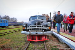 Як виглядає рейковий лімузин ЗІМ Одеської залізниці (ФОТО, ВІДЕО)