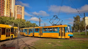 У Києві відновили рух трамваїв на Лівому березі