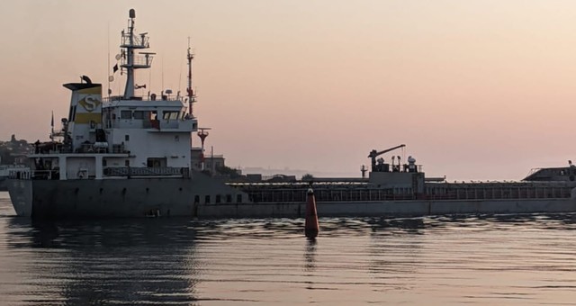 В третій раз за місяць заблоковано судноплавство з Одеси зерновим коридором