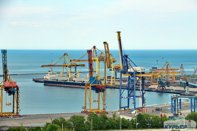 Порт Чорноморськ знову готують до концесії