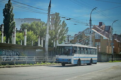 У Херсоні відновили рух тролейбусів