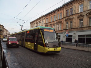 У Львові планують придбати низькопідлогові трамваї та автобуси
