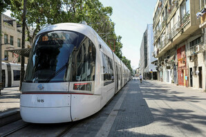 У Тель-Авіві запустили першу лінію швидкісного трамваю