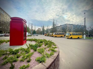 В Одесі облаштували одну з автобусних кінцевих зупинок