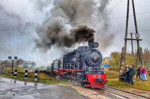 У Києві та Львові будуть курсувати святкові різдвяні поїзди з паровозами