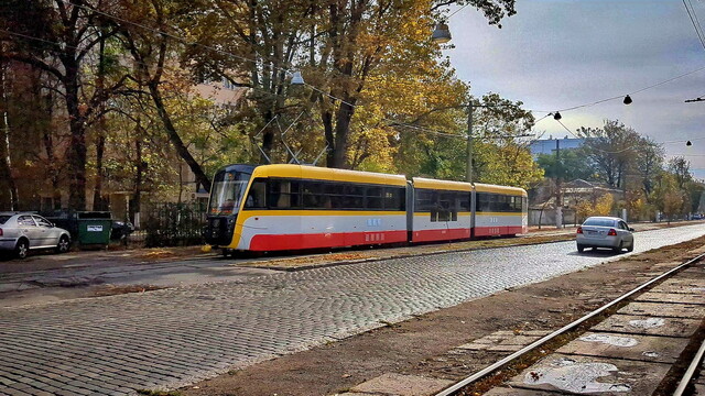 Трамваї в містах України рухаються дуже повільно