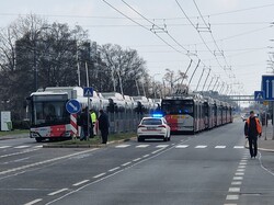 У столиці Чехії запустили трисекційні тролейбуси до аеропорту