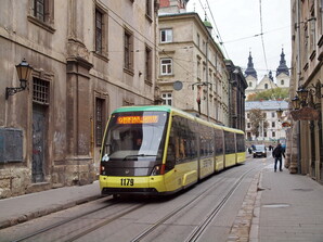 Як оновлюють і будуть оновлювати трамвайний парк Львова