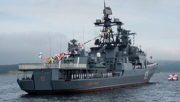 На росії загорівся військовий корабель