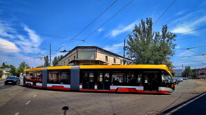 ОДЕСА: трисекційні трамваї знову йдуть на житловий масив Котовського (ВІДЕО)