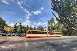 В Одесі відновили рух багатосекційних трамваїв