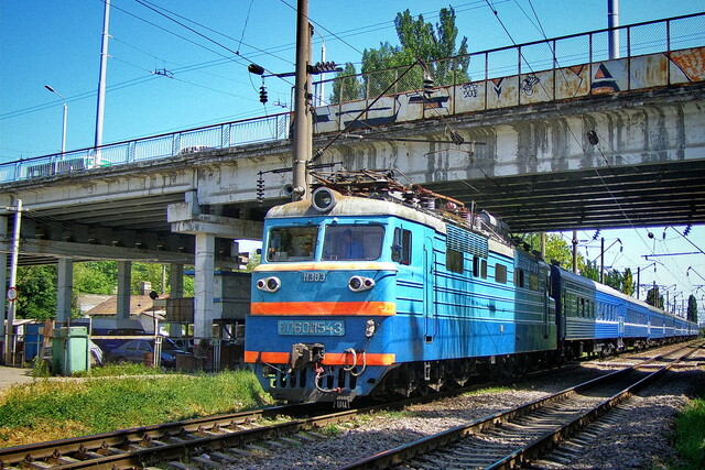 Через російський удар були затримки руху на залізниці