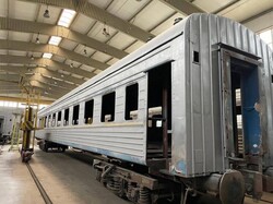 "Укрзалізниця" на власному заводі будує новий пасажирський вагон