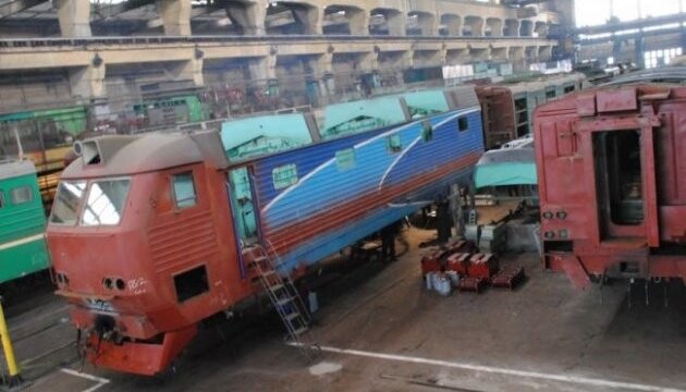 Атаковано локомотиворемонтний завод