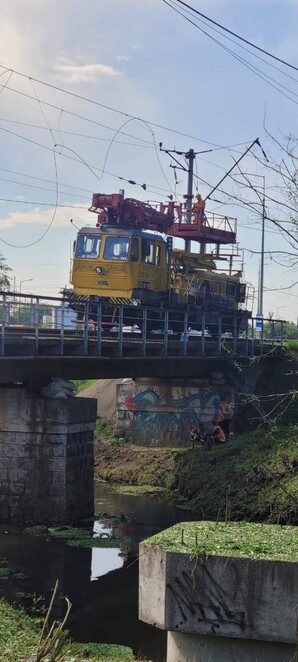 Через російський обстріл пошкоджено залізницю