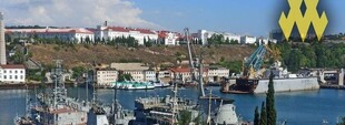 Окупанти почали розбирати на запчастини захоплений український десантний корабель
