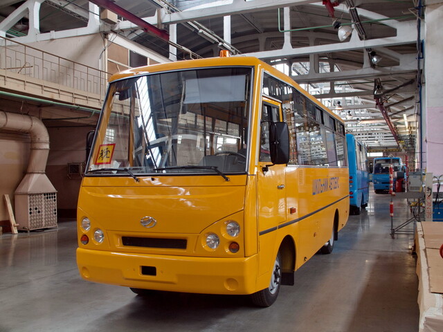 Одеська область закуповує 18 шкільних автобусів
