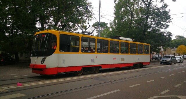 Рух електротранспорту в Одесі відновлюють