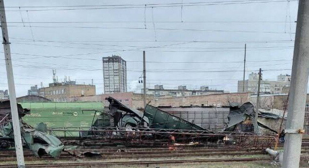 Від російських обстрілів пошкоджено залізничну і портову інфраструктуру