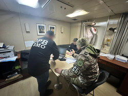 В Одесі Морська охорона і СБУ затримали судно російського "тіньового флоту"