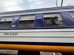Залізниця модернізувала ще одну приміську електричку