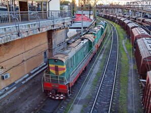 Залізниця продовжує вантажні перевезення до портів Одеської області