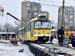 До Харкова привезли трамваї і тролейбуси з Чехії