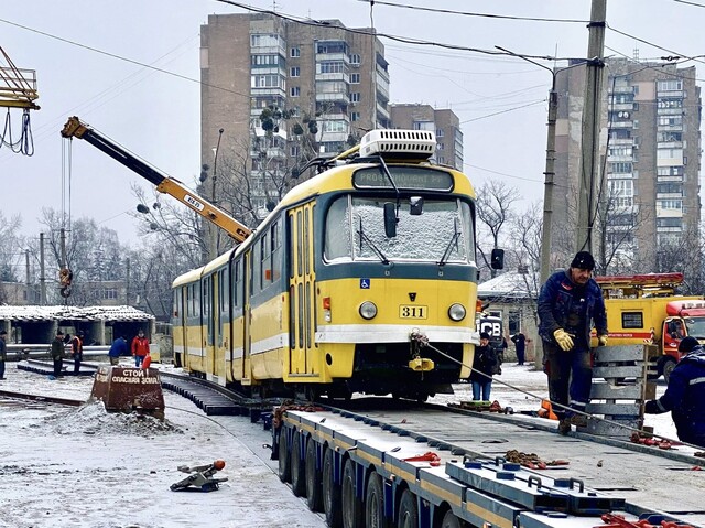 До Харкова привезли трамваї і тролейбуси з Чехії