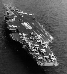 США виводять з бойового складу флоту авіаносець Nimitz