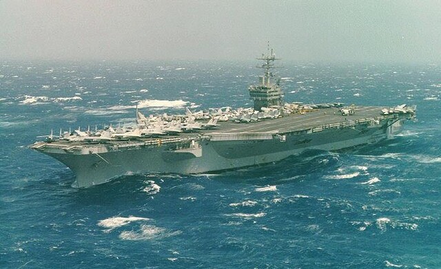 США виводять з бойового складу флоту авіаносець Nimitz