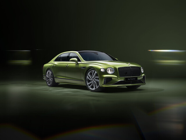 Bentley Flying Spur — роскошь и мощь в каждой детали