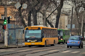 Скільки автобусів працює в Одесі