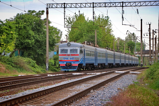 В Одеській області частково обмежують приміські електрички