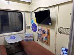 Залізниця розмістила вагони незламності у Києві та Харкові