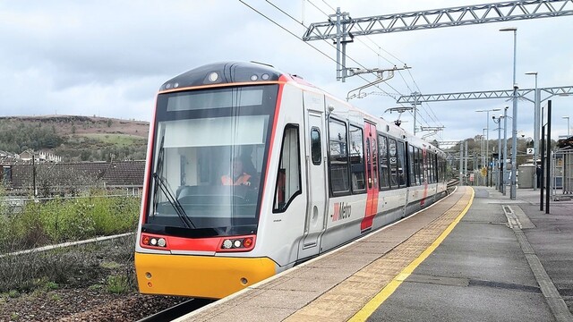 В Уельсі готують до запуску міжміську систему "трамвай-поїзд"