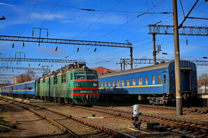 Уряд вважає можливим державне замовлення на пасажирські перевезення залізницею