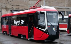 У Кривому Розі виготовили фактично новий трамвай