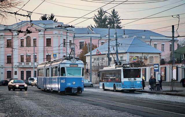У Вінниці пропонують збільшити вартість проїзду в міському електротранспорті