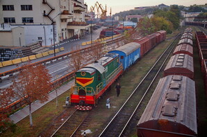Залізниця продовжує збільшувати перевезення зерна до портів Одеської області