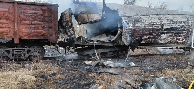 Вночі росіяни атакували залізницю та один з портів