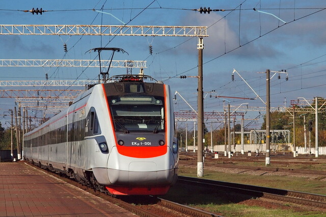 Україна і Південна Корея починають розробку проєкту швидкісної залізниці