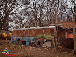 Тролейбус, який став складом для сіна: метаморфорзи техніки